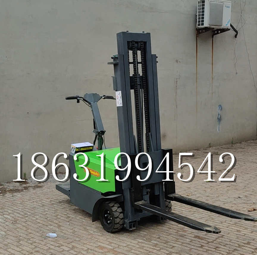 绵竹市优程全电动叉车插腿式堆高车液压装卸车1.5吨升高小型站驾式铲车